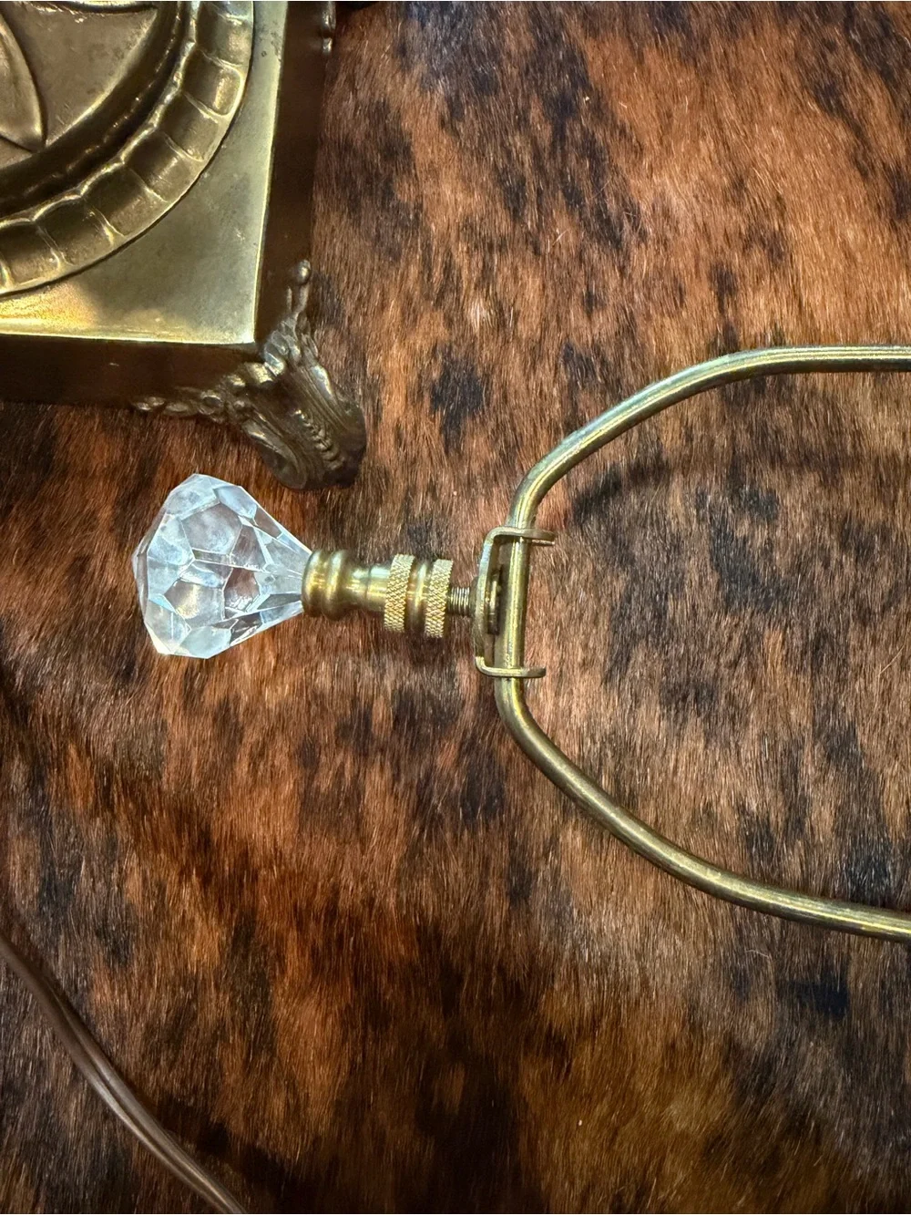 Vintage 1960’s Stiffel Hollywood Regency Brass & Crystal Urn Table Lamps F159